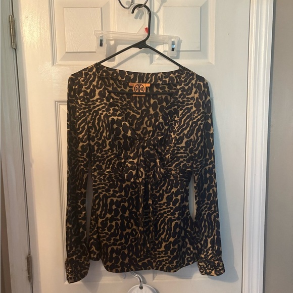 Animal Print Long Sleeve‎ Top - Picture 1 of 2